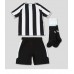 Newcastle United Fotballklær Hjemmedraktsett Barn 2022-23 Kortermet (+ korte bukser)